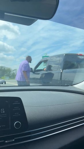 926K views · 4.6K reactions | that time when Ree Ree ran down on somebody at the light  | Chelley Monroe | Facebook