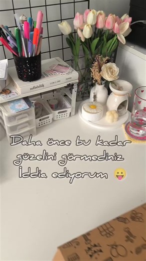 Notepad, Sticker ve Kırtasiye ürünleri/ Özge on Instagram: "Bence bu defterlerin hakkı verilemiyor arkadaşlar . Daha çok kişiye ulaşmalı çünkü bence çok güzeller 🥰 Eminim bir yerler de seyahat dizi film okuma günlüğü arayan vardır ve istediği gibi bulamıyordur , bunları görmemiştir 🥲 Bize destek olmayı unutmayın ve bu defterler istenilen kişilere ulaşsın derim ♥️♥️ Paylaşmayı arkadaşına göndermeyi unutma lütfen 🌸 . #seyahatgünlüğüm #defter #reels #reklam #video #okumagünlüğü #kitapgünlüğüm #g