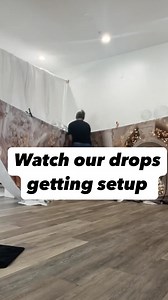 Once you try our wrinkle resistant fabric backdrops, there’s no going back. Trust us, your shoots will thank you! ✨ 🎥: @milenacerqueiraphotography @fabphotography_ri 🫶 Use code dream30 to save 30% off our entire website #BackdropGoals #WrinkleFreebaxkdrops #Photography #bts #behindthescenes #backdrop #backdropsetup #babydreambackdrops | Baby Dream backdrops