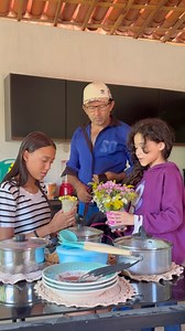 131K views · 9.5K reactions | "Como é bom quando nossos filhos reconhecem tudo o que fazemos por eles! 殺" | Família na treta | Facebook