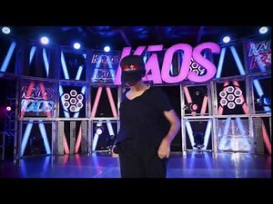 Ysabellecaps choreo Usher Peace Sign