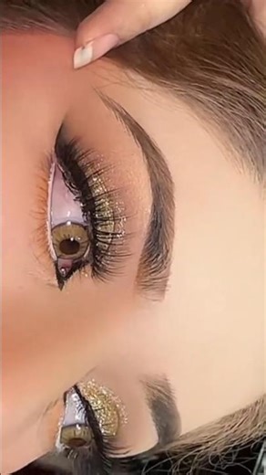 how to apply perfect eye liner application#wings eyeliner#soft #viral liner look#eyeliner tutorial