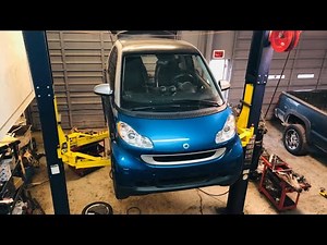 Come sostituire l'alternatore di una Smart Fourtwo 451 - Smart (451)