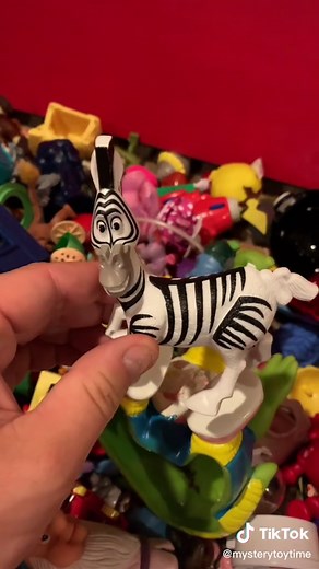 Unboxing Madagascar Happy Meal Toys from McDonald's!