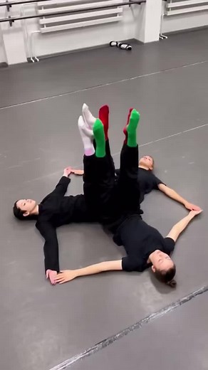 Trio Yoga Challenge: Poses for Three Friends