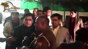 1.9M views · 10K reactions | #UttarPradesh #Lucknow #marriage #baraat #police #Gundagardi Uttar paradesh Lucknow me ek baaraathi ne Pice Officer ki Pitayi ki...Phir Dekhiye aage kya hua... Courtesy-UP Tak HAWK MEDIA HOUSE | HAWK MEDIA HOUSE | Facebook