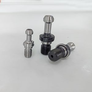 [Hot Item] Mazak 40 50 Retention Knob Pull Stud with Coolant Hole for CNC Tool Holder