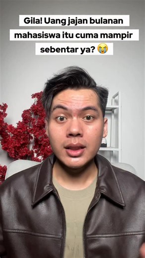 Dimas Chairullah, S.Sos.,CPS II Education Influencer II MC/Host on Instagram: "🤯 GILAAA! Uang jajan bulanan mahasiswa itu cuma numpang lewat! Bayar UKT, fotocopy, jajan sana-sini, tau-tau udah akhir bulan lagi. Pernah ngerasa hidup “pas-pasan” kayak gini terus?? 😭 Sadar nggak sih, biaya hidup dan pendidikan naiknya lebih ngebut dari kenaikan gaji? Masa depan nggak bisa cuma diandelin dari tabungan aja! 🚀 IT’S TIME TO LEVEL UP! Aku mutusin buat nggak cuma nabung, tapi juga INVESTASI SAHAM! Inv