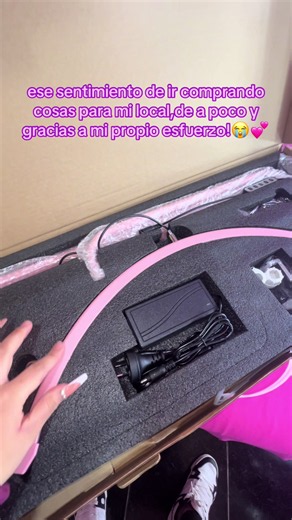 Presumiendo mi salón de belleza hecho a mano