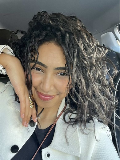 We’re all learning to love our hair again — one curl at a time 💕 #hairjourney #hairtransition #curly #bigchop #fyp
