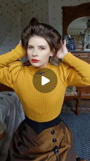 Milena Zientkiewicz | Very quick hairstyle tutorial edwardian - I use it when I have literally 2 min😃 . | Instagram