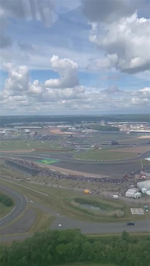 115K views · 3.9K reactions | The stage is set: Great view of Silverstone from the helicopter carrying the Royal Air Force Aerobatic Team’s Red 10 and Circus 10 today. The #RedArrows display for the #BritishGP at 1415. #F1 #RAF | RAF Red Arrows | Facebook