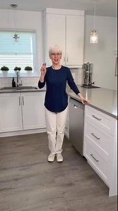 I can’t emphasize enough how important these big muscles are. Longevity is closely linked to leg strength. Today’s just two to do is designed to strengthen the legs and the glutes. These are your important muscles that will keep you getting up each and every time. #fitnesstips #strong legs #Balance#Fitness over 50 #easyfitness #moveeveryday | Karen Brown