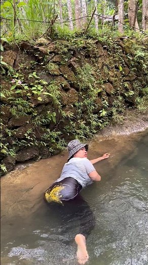 Embarrassed to be caught pooping in your pants #shortvideo #comedy #funny #shortviral