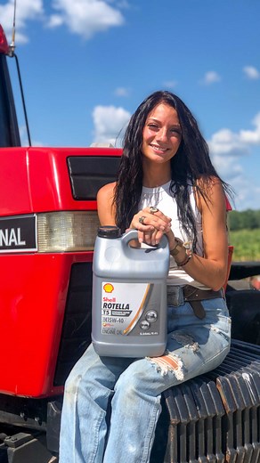 314K views · 10K reactions | Fresh oil change on our 7140 with @ShellRotellat T5! She’s ready to irrigate  #runsonrotella #sponsored | Farmer Grayce | Facebook