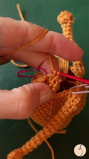 How I make my dolls' butts #crochet #amigurumi