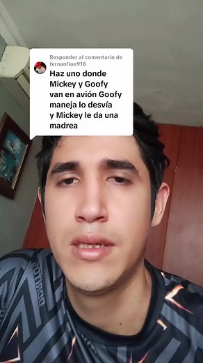 Mickey y Goofy en Avión: ¡Desastre y Risas! 🛫😂