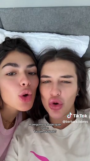 Gabriela Versiani e Bárbara Labres: A Pergunta que Não Quer Calar