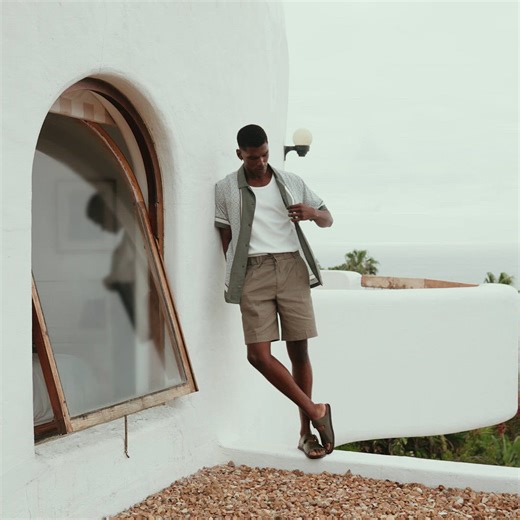 Every detail tells a story of craft and comfort. Discover the effortless pairing of the Fabiani White Rib Vest and Tech Linen Shorts, finished with the upcoming Tencel Chain Print Shirt , timeless style, modern ease. Shop Resort now: https://bit.ly/4oBLjlv #QuietCraft #FabianiMenswear | Fabiani.