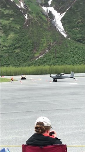 AIRPLANE SHORT Landing -Valdez STOL Competition Alaska #shorts
