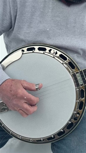 Gold Tone OB-2 in the snow. Pro tone at a working musician's price. Available now at Banjo Warehouse. #banjo #goldtone #bluegrass #banjowarehouse #mastertone