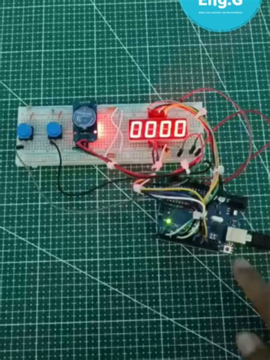 ⏰🔥 مشروع جديد باستخدام Arduino! في الفيديو ده هتشوف مشروع Digital Clock   Stopwatch مع شرح طريقة التشغيل وعرض المميزات. 🚀 لو عايز تعرف المشروع اتعمل إزاي، والكود كامل، وطريقة التوصيل خطوة بخطوة، اعمل Follow علشان متفوتش فيديو الشرح القادم. 💙 💬 اكتب في التعليقات: Clock لو حابب أنزل الشرح بأسرع وقت. #Arduino #DigitalClock #Stopwatch