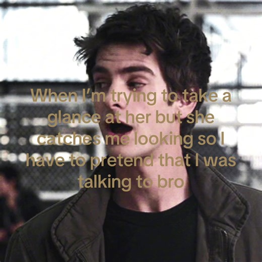 Crushing On Someone: The Awkward Glance