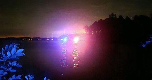 One person seriously hurt when boat capsized on Lake Anna