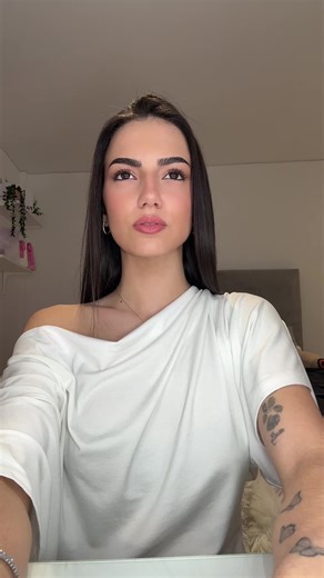 Videos de albita 𓆉 (@albaa.115) con “sonido original - Rolitas/KG”