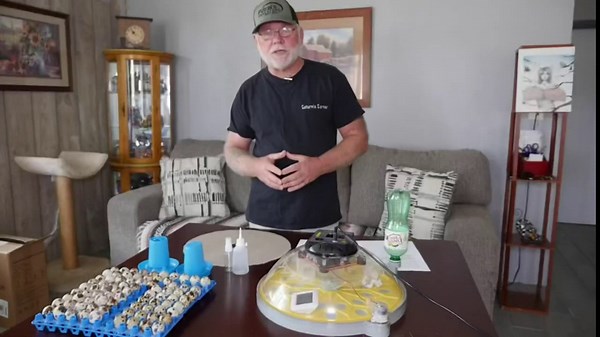 Incubators for Hatching Eggs, 24 Egg Incubator with Automatic Egg Turning-Digital Control-360°View-Temperature & Humidity Display and Alarm-Egg Candler, For Chicken, Duck, Pigeon, Quail Eggs