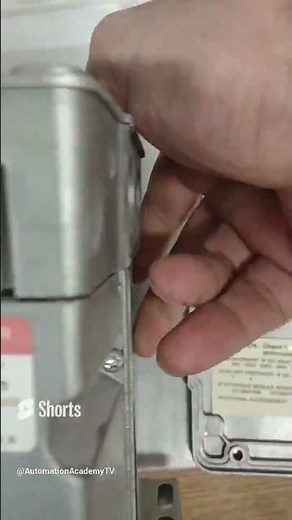 Replacing Honeywell Modutrol IV Motor for our Burner #electricalcontrol #electrical #maintenancejobs