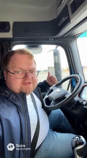 #rge Тоха дальнобойщик делает обзор на свой грузовик #automobile #дальнобойщики #хочуподписчиков