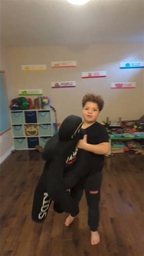 doing braun strowman finisher. #wwe #braunstrowman