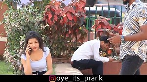 PRANK ON CUTEST HIJABI GIRL ft. AJ Prank Gone Crazy Oye It's Prank | Oye It's Prank
