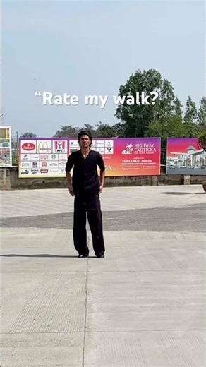 Rate my walk .￼
