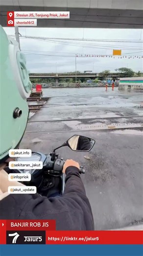Jalur5 Media on Instagram: "Sabtu (3/1) terjadi banjir rob di Jalan RE Martadinata depan Jakarta International Stadium (JIS), Tanjung Priok, Jakarta Utara. Walaupun terjadi rob, kendaraan masih bisa melintas. Video: @shovia1612 #7TahunJalur5"