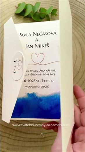 Svatební oznámení v kapse 🩷 Oznámení laděné do modré barvy 🩵 Jemné svatební oznámení 🤍