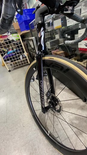 Checkout this customer’s beautiful SL7 and many more like it in stock at Big Wheel Cycles Usa in Hollywood Florida👀 #fyp #foryoupage #explore #explorepage #trending #bikeshop #miamibike #bike #sworks #roadbike #specializedbicycles #racingbike #bicycle