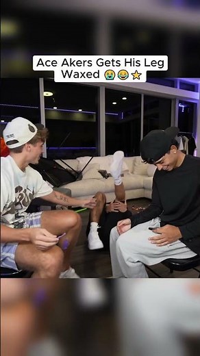 Ace Akers Gets His Leg Waxed 😭😂⭐‪@bryce.parker‬ ‪@AceAkers‬