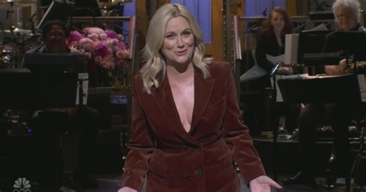 Amy Poehler Pays Tribute to ‘SNL’ on Its 50th Anniversary