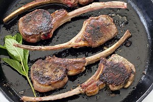 Delicious Lamb Lollipops With Tzatziki Sauce.