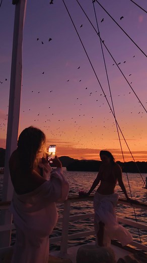 Enjoy the Stunning Sunset Views in Labuan Bajo, Indonesia