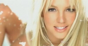 You Have To Listen To Britney Spears Singing 'Toxic' Without Auto-Tune