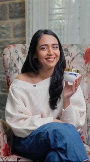 Hitha Chandrashekar K on Instagram: "My go-to, my holy grail - for reviving my hair after relentless styling and heat damage. ✨ The Dove 10 in 1 Deep Repair Treatment Hair Mask has truly saved my hair, making it feel smoother, stronger, and visibly healthier with every use. If you’re dealing with damage, this one’s a must-try! 💙 Shop now via @doveindiachannel’s bio and give your hair the repair it deserves. *Based on lab tests in a controlled environment on protein-damaged hair after five washe