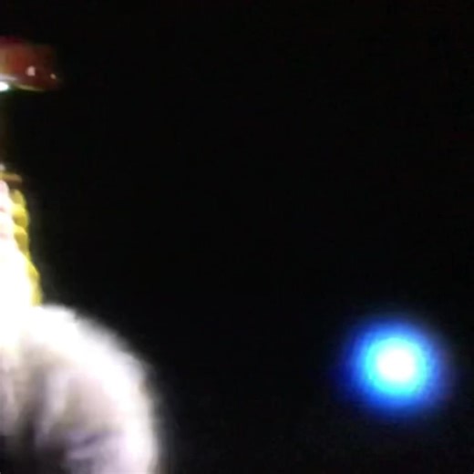 You know Santa is loving that van life. #vhs #vhyes #vhscu #vhscollector #vhslove #videotape #vcr #feedyourvcr #vcrofdeathclips #vcrofdeathsmas #deathsmas #horrormovies #nyc #christmashorror #brandonmaggart #fionaapple #youbetterwatchout #christmasevil #academyhomeentertainment #terrorintoyland | VCR of Death