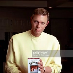 At Home With Richard Carpenter The genius behind the biggest American hit makers of the entire 1970's, Richard Carpenter brings a new meaning to multi-tasking; serving as a singer, pianist, producer, arranger, conductor and composer From 1969-1981, together with sister Karen as the Carpenters, they recorded and released 10 studio albums and 31 singles which sold in their millions across the globe from Holland to Hong Kong, America to Australia, Great Britain to Belgium, across Europe to Asia and