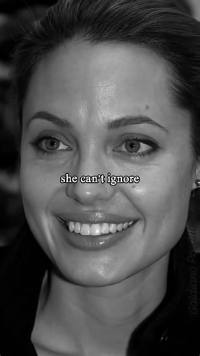 8 Flirty Texts That Actually Work | Psychology Breakdown