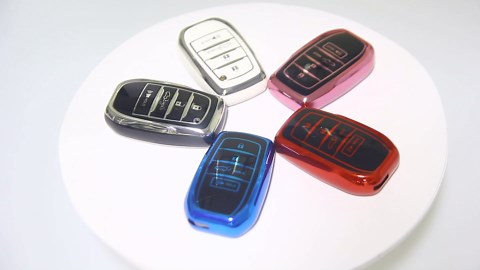 QBUC for Toyota Key Fob Cover, Key Fob Case for Toyota 2025 Camry, 2021-2025 Venza, RAV4 Prime, 2019-2024 Land Cruiser, 2018-2025 Fortuner, Grand Highlander, Corolla Cross Protection (Red)