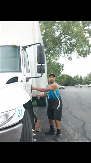 Box truck tow gone wrong !!! (Full video out now)