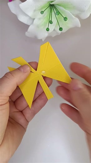 DIY Bow #diy #bow #tutorial #howtomake #giftidea #easycraftidea